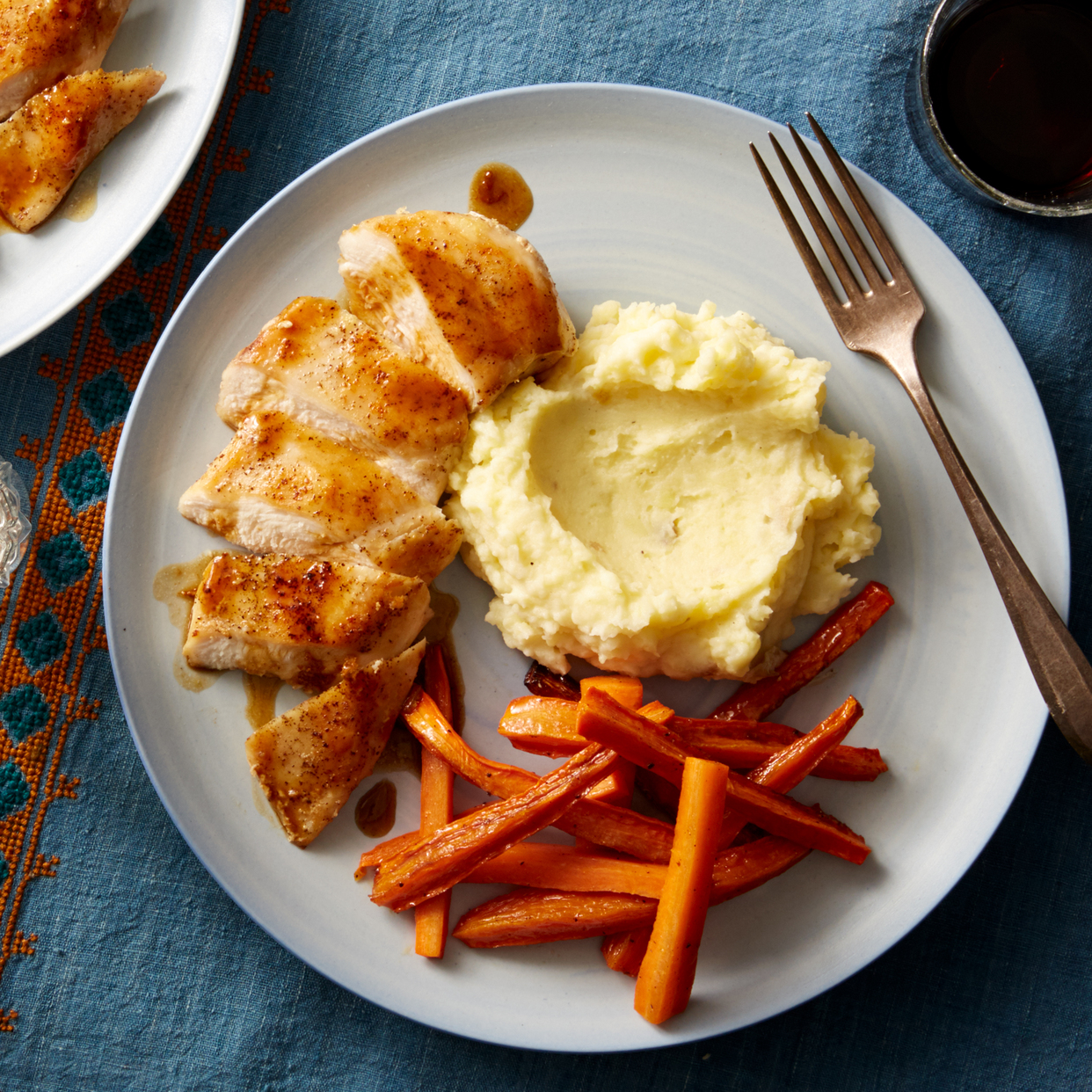 Seared Chicken & Mashed Potatoes with Maple-Glazed Carrots